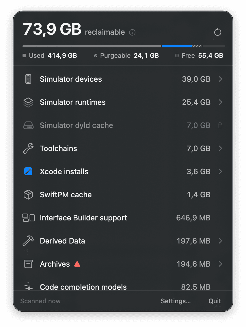Cruftless overview showing reclaimable Xcode and simulator storage in its menu bar window